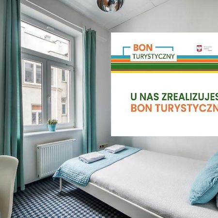 Mish Mash Nowogrodzka Hostel Varşovia Exterior foto
