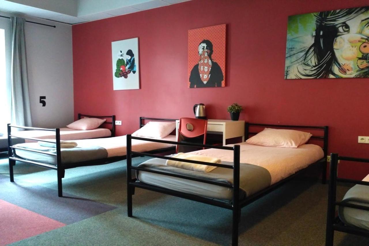Mish Mash Nowogrodzka Hostel Varşovia Exterior foto
