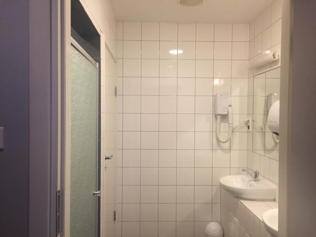 Mish Mash Nowogrodzka Hostel Varşovia Exterior foto