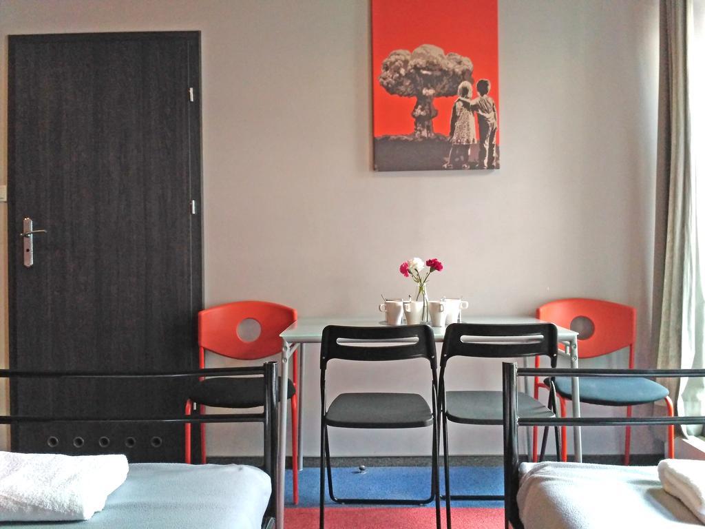 Mish Mash Nowogrodzka Hostel Varşovia Exterior foto